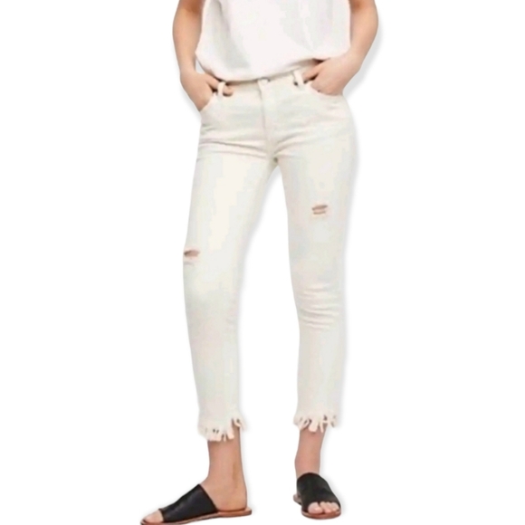 Free People high waisted fray Hem Frimge White jeans size.26 Distressed Cropped - Picture 1 of 13